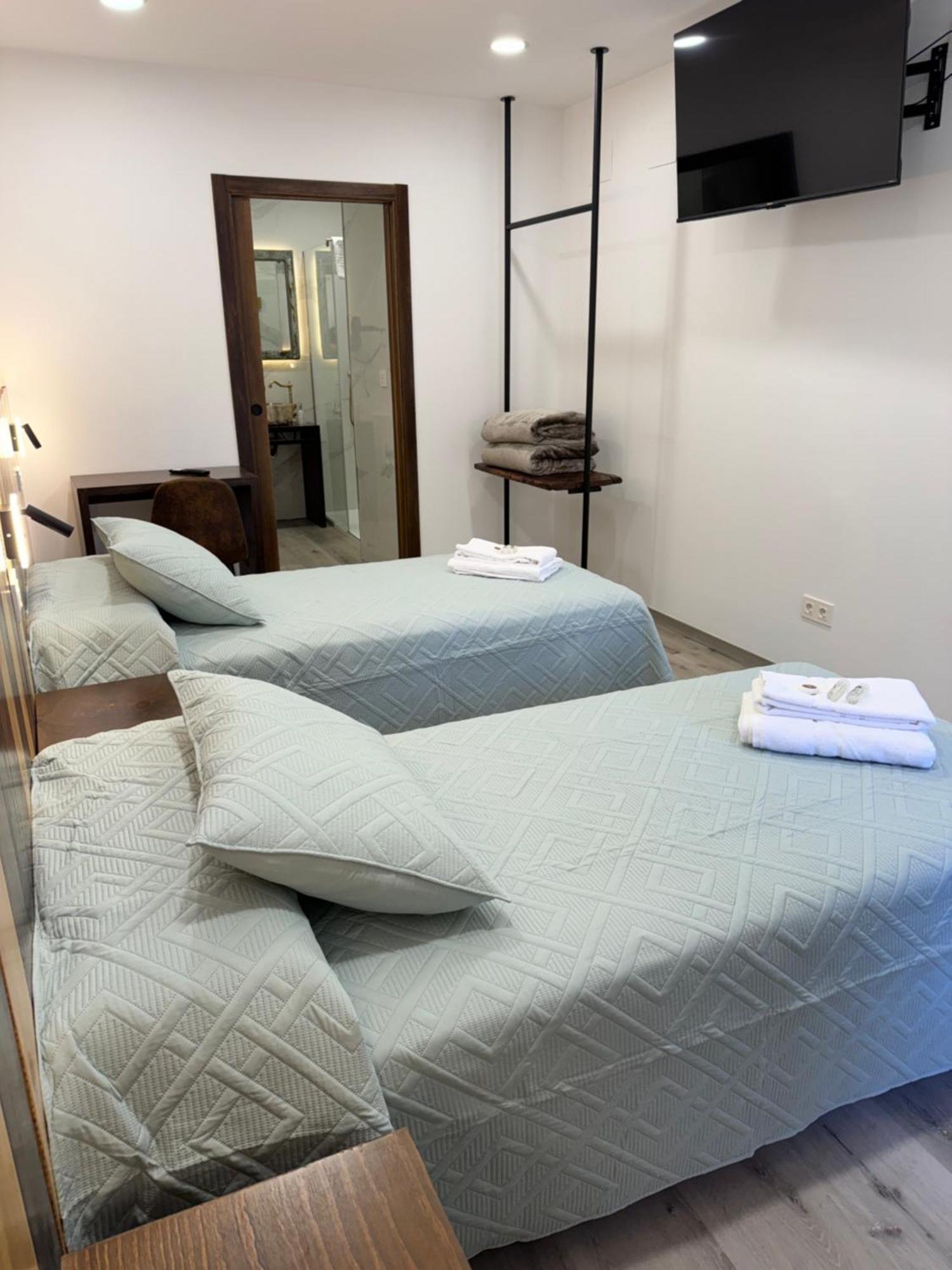Boutique Vila De Triacastela Esterno foto