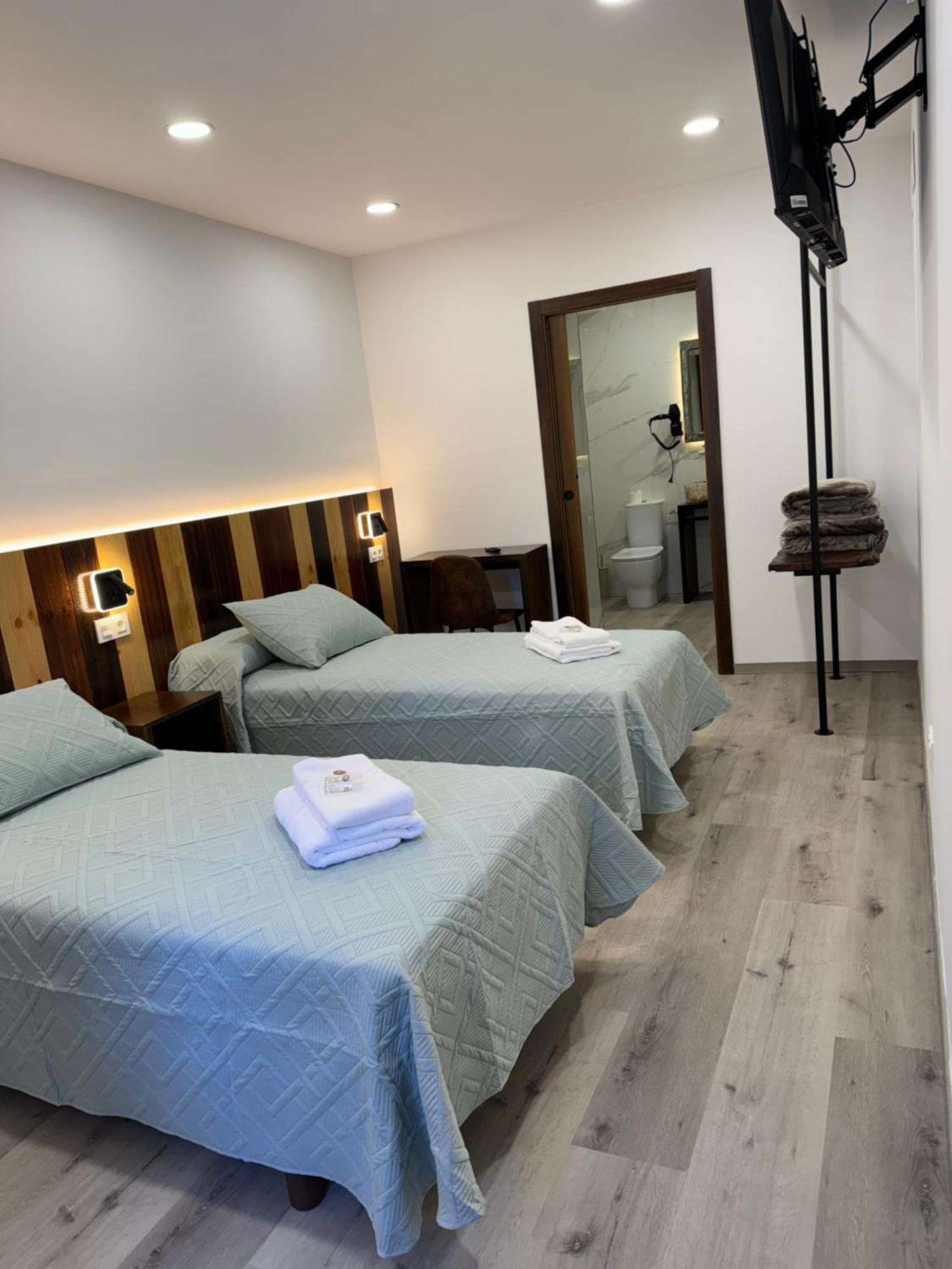Boutique Vila De Triacastela Esterno foto