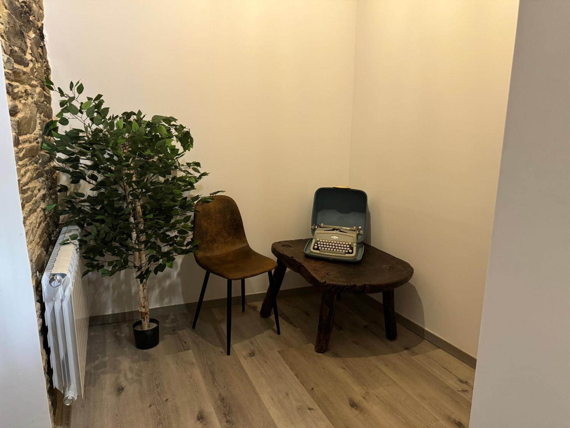 Boutique Vila De Triacastela Esterno foto