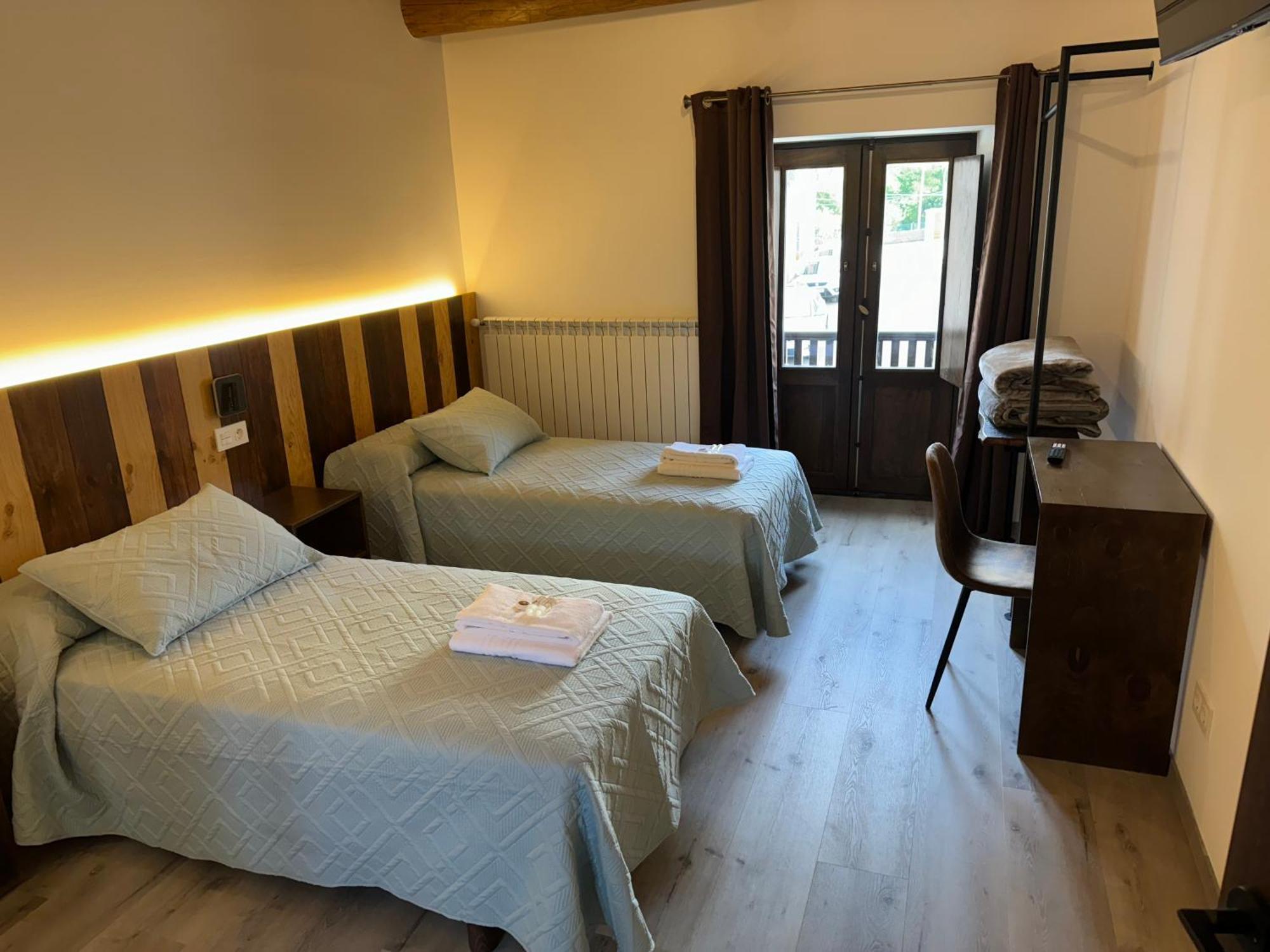 Boutique Vila De Triacastela Esterno foto
